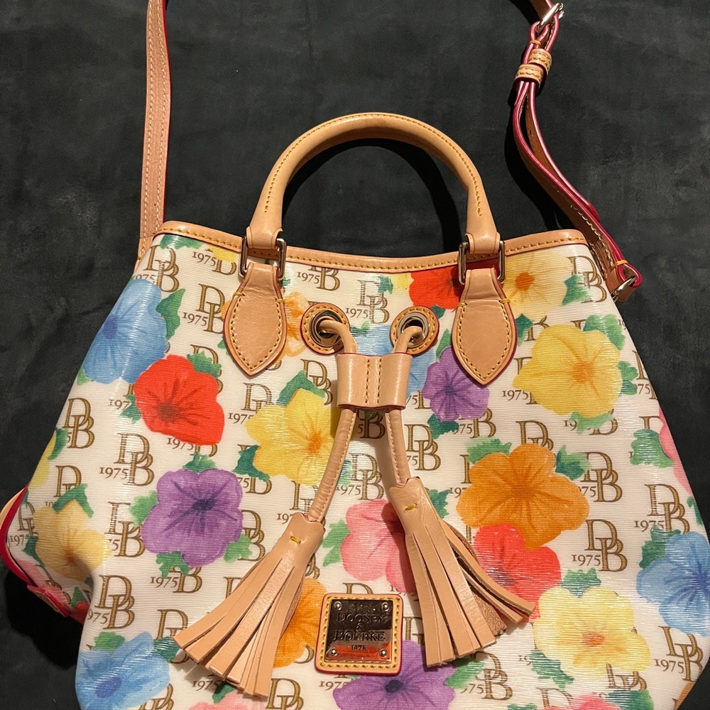 Dooney & Bourke Floral Print Women's Bag - Multicolor
